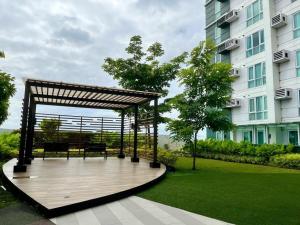 Zahrada ubytování Davao Central Suites