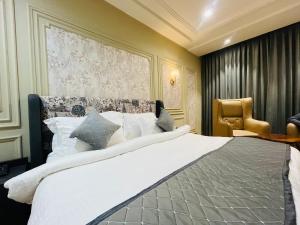 Krishna Resort Pushkar客房内的一张或多张床位