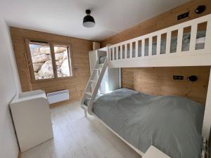 Postel nebo postele na pokoji v ubytování L'Esquirol Appart - Location T3 avec vue imprenable - Les Angles