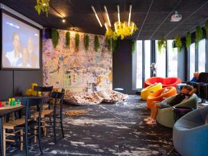 Posezení v ubytování ibis Styles Strasbourg Nord Palais des Congrès