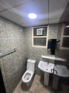 Koupelna v ubytování Al soor tawer + 5 fotografií