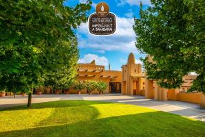 Vonkajšia záhrada v ubytovaní Bambara Hotel