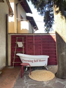 Kép Charming Self House szállásáról San Casciano in Val di Pesában a galériában