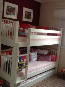 Giường trong phòng chung tại Lar da Tia BAIANA