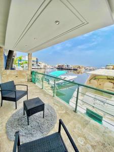 Μπαλκόνι ή βεράντα στο Beautiful equipped family home