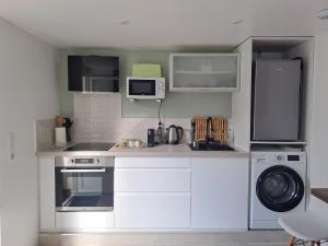 Η κουζίνα ή μικρή κουζίνα στο La Maison Pessac