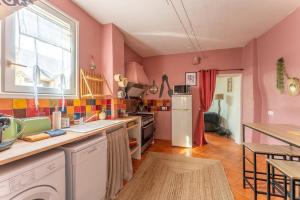 Η κουζίνα ή μικρή κουζίνα στο Gite La Confidence +17 φωτογραφίες