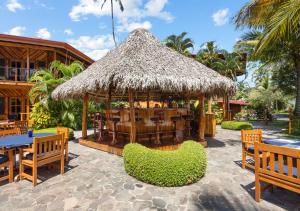 Zahrada ubytování Tambor Tropical Beach Resort- Adults Only