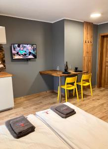 Telewizja i/lub zestaw kina domowego w obiekcie VILLA LIGHTHOUSE - Adults Only - 12plus