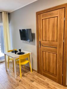 Telewizja i/lub zestaw kina domowego w obiekcie VILLA LIGHTHOUSE - Adults Only - 12plus