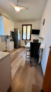 Kuchyň nebo kuchyňský kout v ubytování Casa da Taty