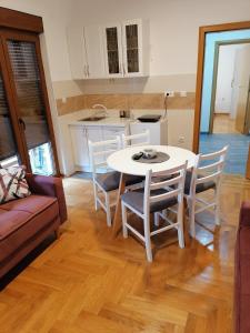 Khu vực ghế ngồi tại Sneža