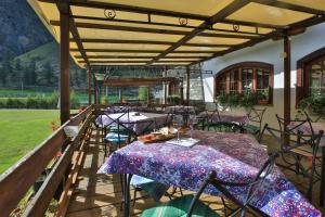 Restaurace v ubytování Albergo Boule de Neige
