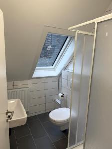 Koupelna v ubytování Loft Residence St Pauli, Harbour & Schanze + 6 fotografií