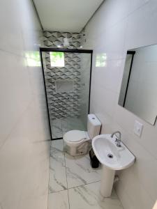 Bilik mandi di Hotel Zafira