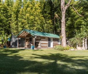 Fotografie z fotogalerie ubytování Private sauna and spa deep in Currumbin Valley v destinaci Currumbin Valley