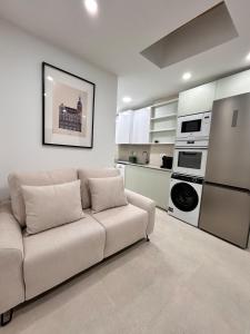 Køkken eller tekøkken på AeroSuites103 Alojamiento Madrid + 8 billeder