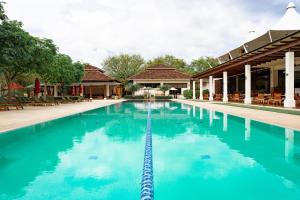 Bazén v ubytování Malinche 110-B, 1 Bedroom Condo At Reserva Conchal nebo v jeho okolí