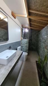 Koupelna v ubytování Mantra Yoga Homestay