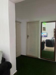TV a/nebo společenská místnost v ubytování 501 Aparthotel