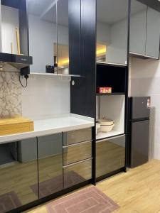 Η κουζίνα ή μικρή κουζίνα στο Apartment 1200sqft Presint 16, Putrajaya