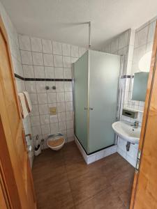 Koupelna v ubytování Max Motel