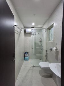 Bilik mandi di Ejaar Homestay