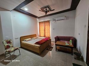 Gallery image of Shubhanjali Palace in Mirzāpur