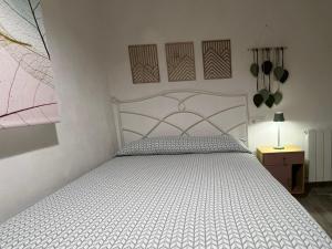 A bed or beds in a room at Alojamientos Rurales Cuatro Estaciones