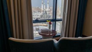 Posezení v ubytování فندق الصفوة البرج الأول Al Safwah Hotel First Tower 1