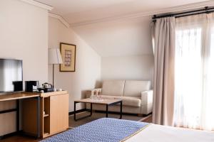 Cama o camas de una habitación en Parador de Málaga Gibralfaro