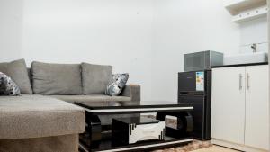 Kuchyň nebo kuchyňský kout v ubytování Hotel Deposh Tororo