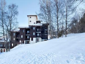 Studio agréable près des pistes avec terrasse et casier à skis - FR-1-181-2528 v zimě