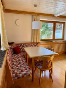Posedenie v ubytovaní Landhaus Garsella