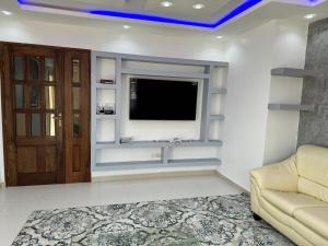 TV a/nebo společenská místnost v ubytování Albatros 402