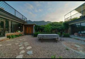 山景或在the country house看到的山景