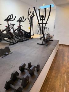 Posilňovňa alebo fitness centrum v ubytovaní LA CASITA DE BARTOLO