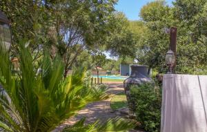 A garden outside The Fountain Villa