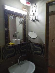 Vannituba majutusasutuses Cairo hotel