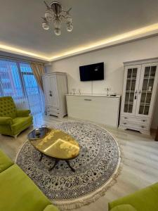 Μια τηλεόραση ή/και κέντρο ψυχαγωγίας στο Maria Apartment