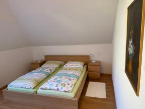 Postel nebo postele na pokoji v ubytování Bystra 150