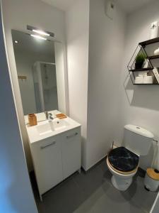 Et badeværelse på Studio Tête d 'Or + 16 billeder