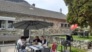 Hostia v ubytovaní Gîte le Marmare