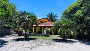 Κήπος έξω από το Casa de praia com piscina 15 pessoas Ilheus Itacare