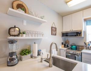Dapur atau dapur kecil di 09 Lodge +14 gambar