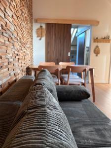 Posezení v ubytování Le Mélèze, chaleureux appartement 4pers près de Genève & Annecy