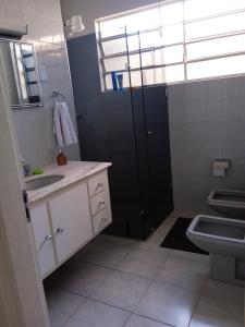 Koupelna v ubytování Refúgio Hostel Unidade 2