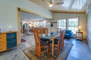 Gallery image of Rustic Elegance in Himrod