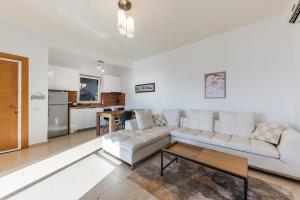 Gallery image of Exclusive Seafront Apartments Apartment 3 in Vlorë