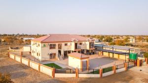 LothlekaneEmerald Inn的房屋的空中景致